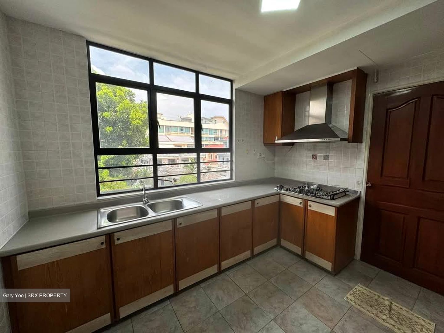 Casa Sarina (D14), Condominium #568400571